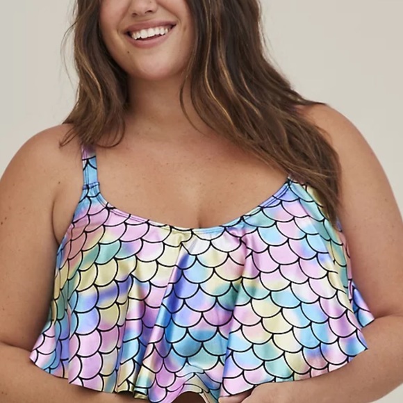 Torrid WIRELESS V FLOUNCE BIKINI TOP size Large - Picture 2 of 4